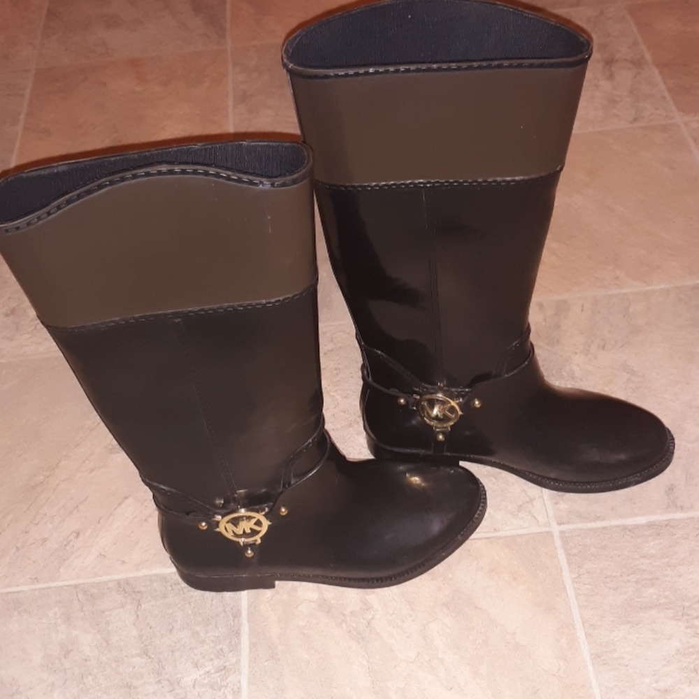 MK rain boots